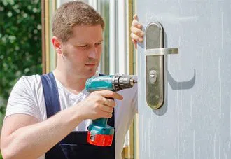 Metro Master Locksmith Indianapolis, IN 317-218-7497 Metro Master Locksmith Indianapolis, IN 317-218-7497 - 7-Lock-Changing